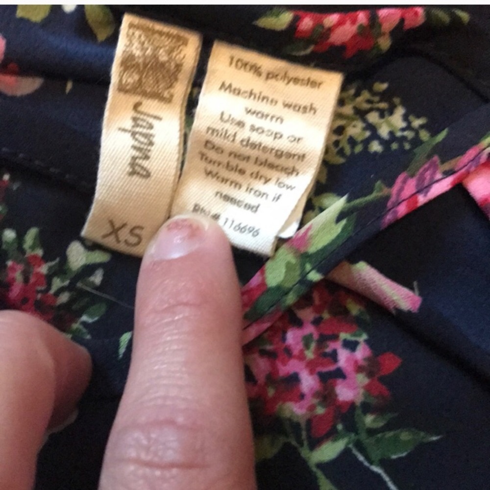 Floral Tank - Perfect for Spring - Picture 4 of 6